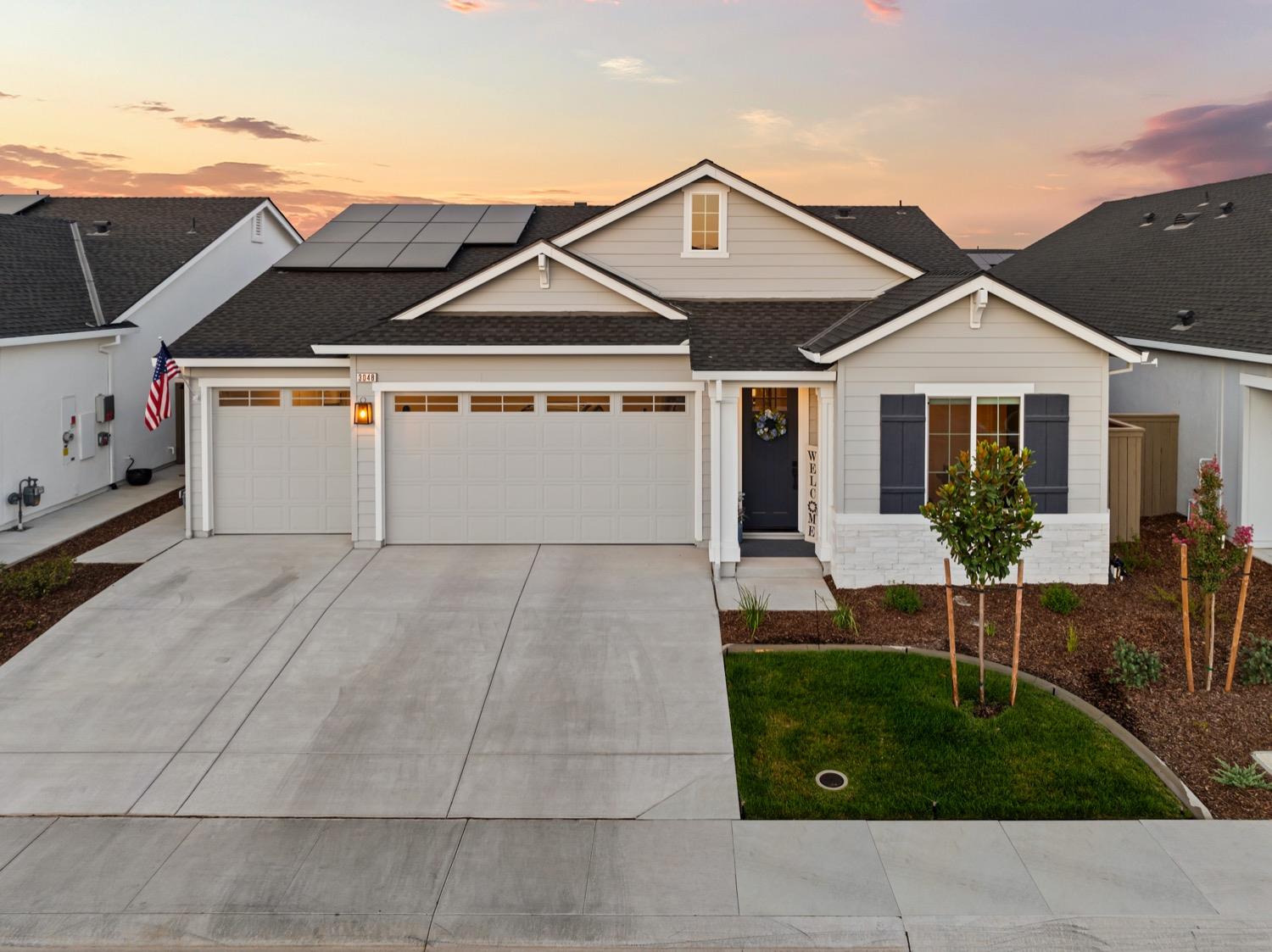 3048 Glacier Bay Way