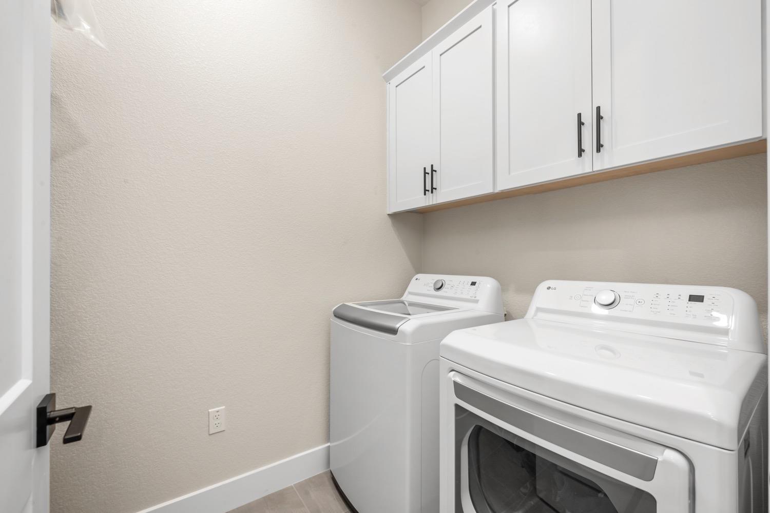 3048 Glacier Bay Way