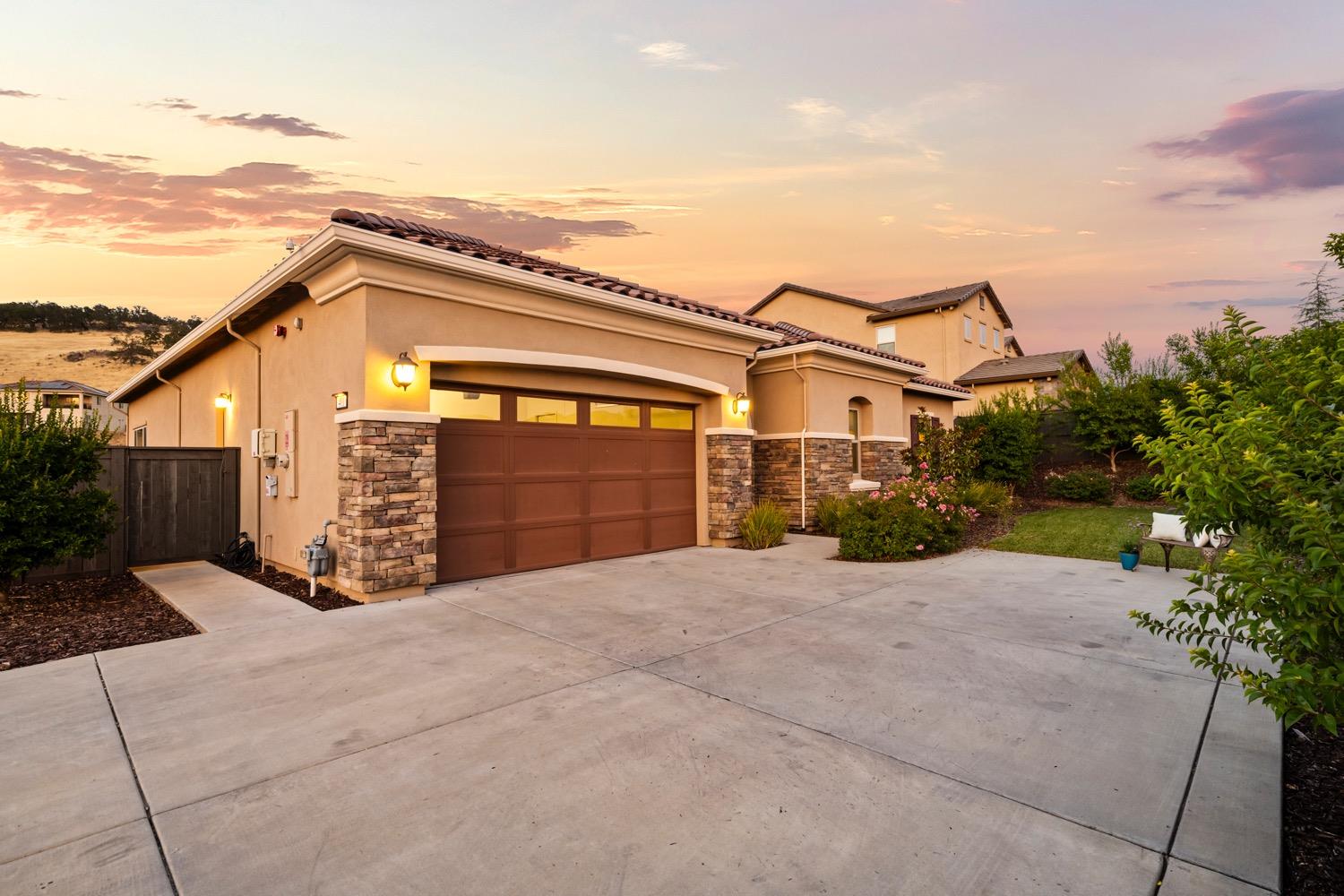 401 Canyon Brook Court