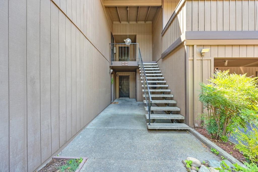 905 Fulton Avenue 409