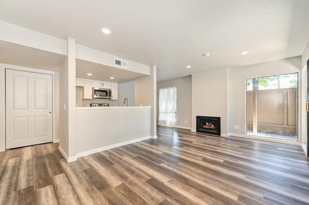 905 Fulton Avenue 409