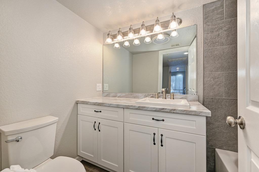 905 Fulton Avenue 409