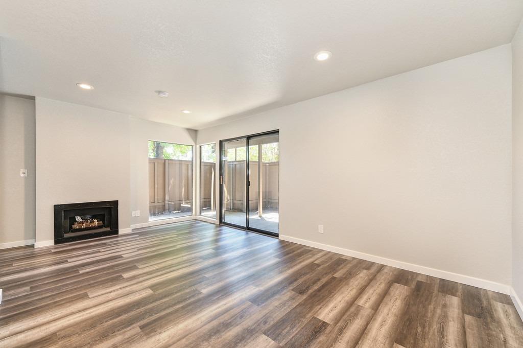 905 Fulton Avenue 409