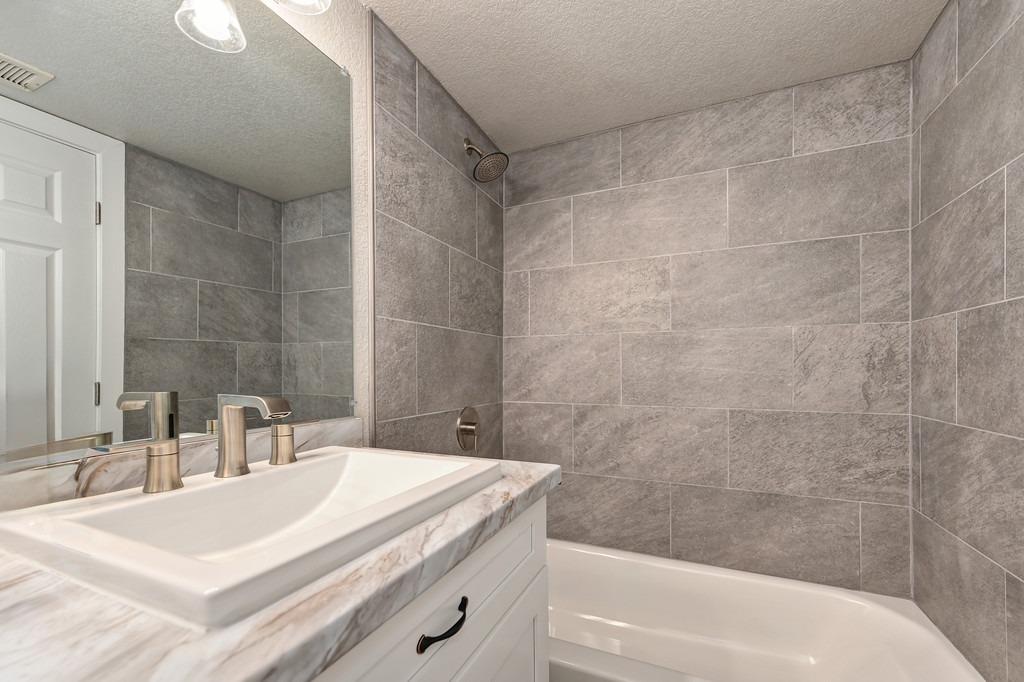 905 Fulton Avenue 409