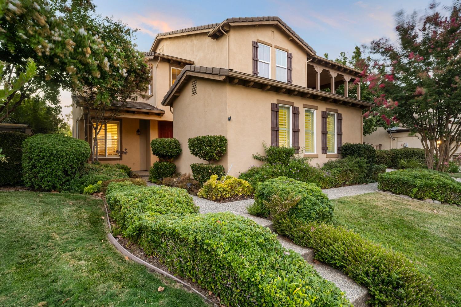 1353 Haddington Drive