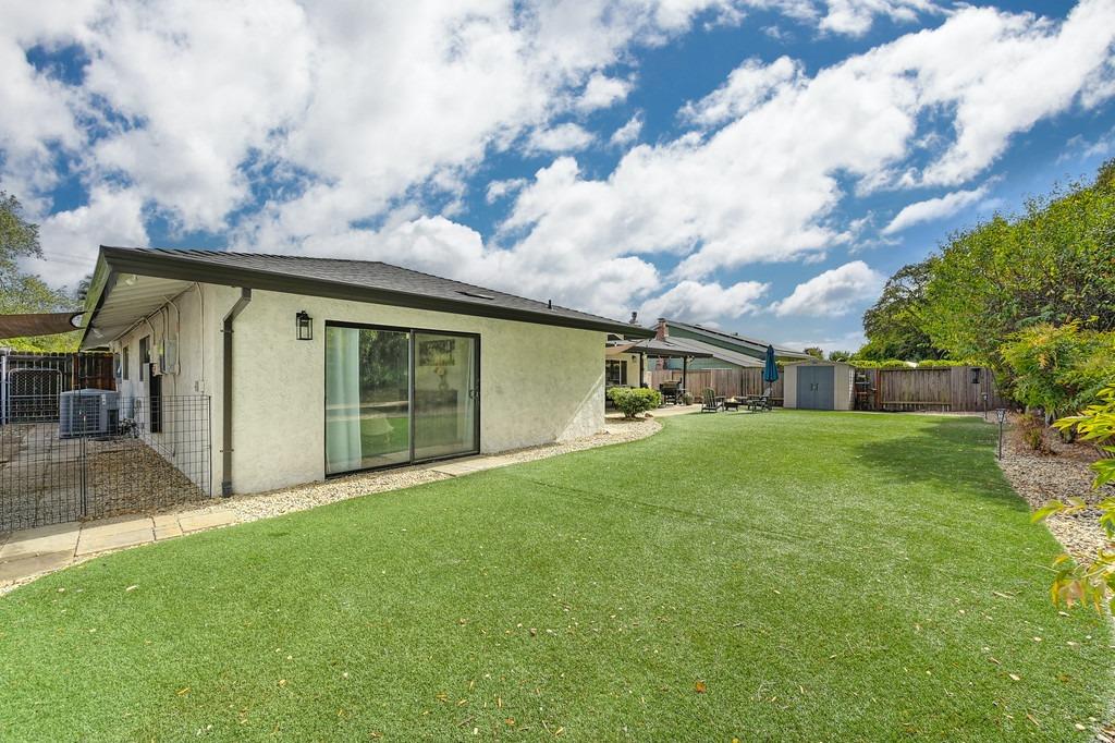 5230 Whitney Boulevard