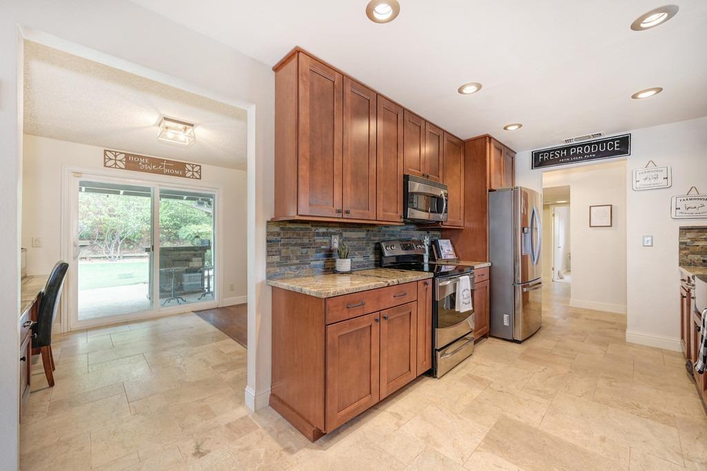 5230 Whitney Boulevard