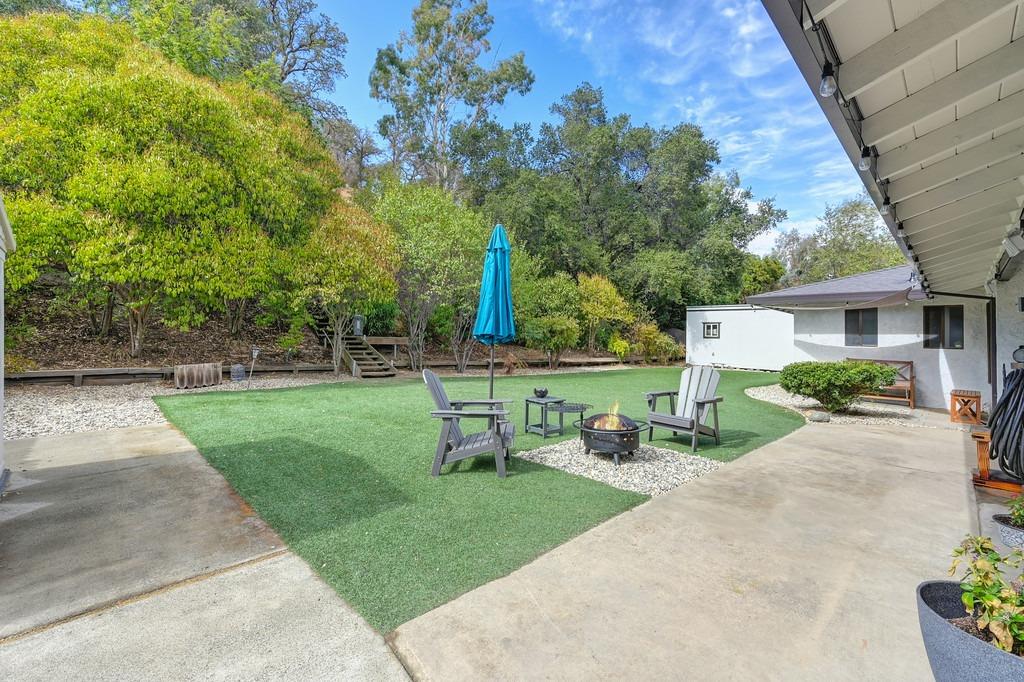 5230 Whitney Boulevard