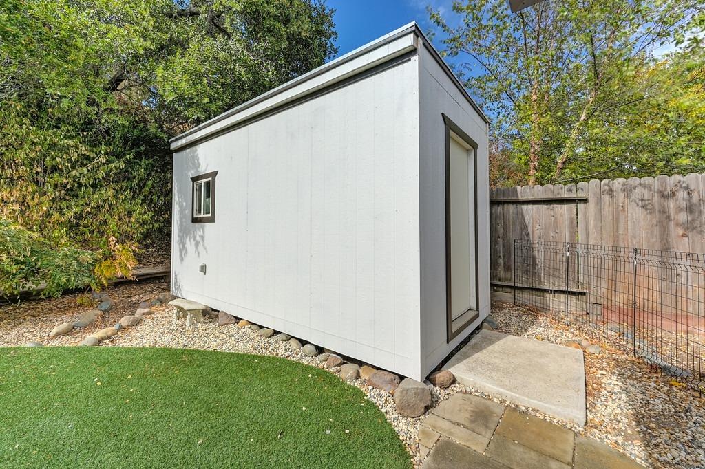 5230 Whitney Boulevard