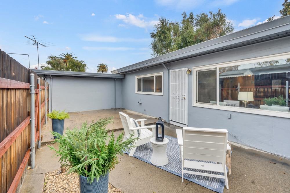 2807 Santa Paula Court