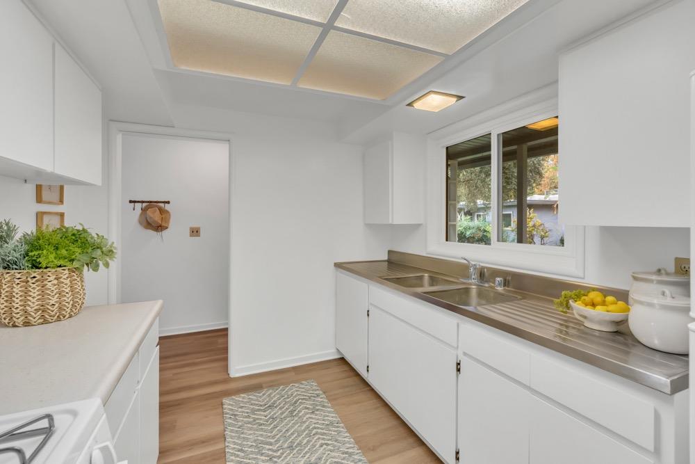 2807 Santa Paula Court