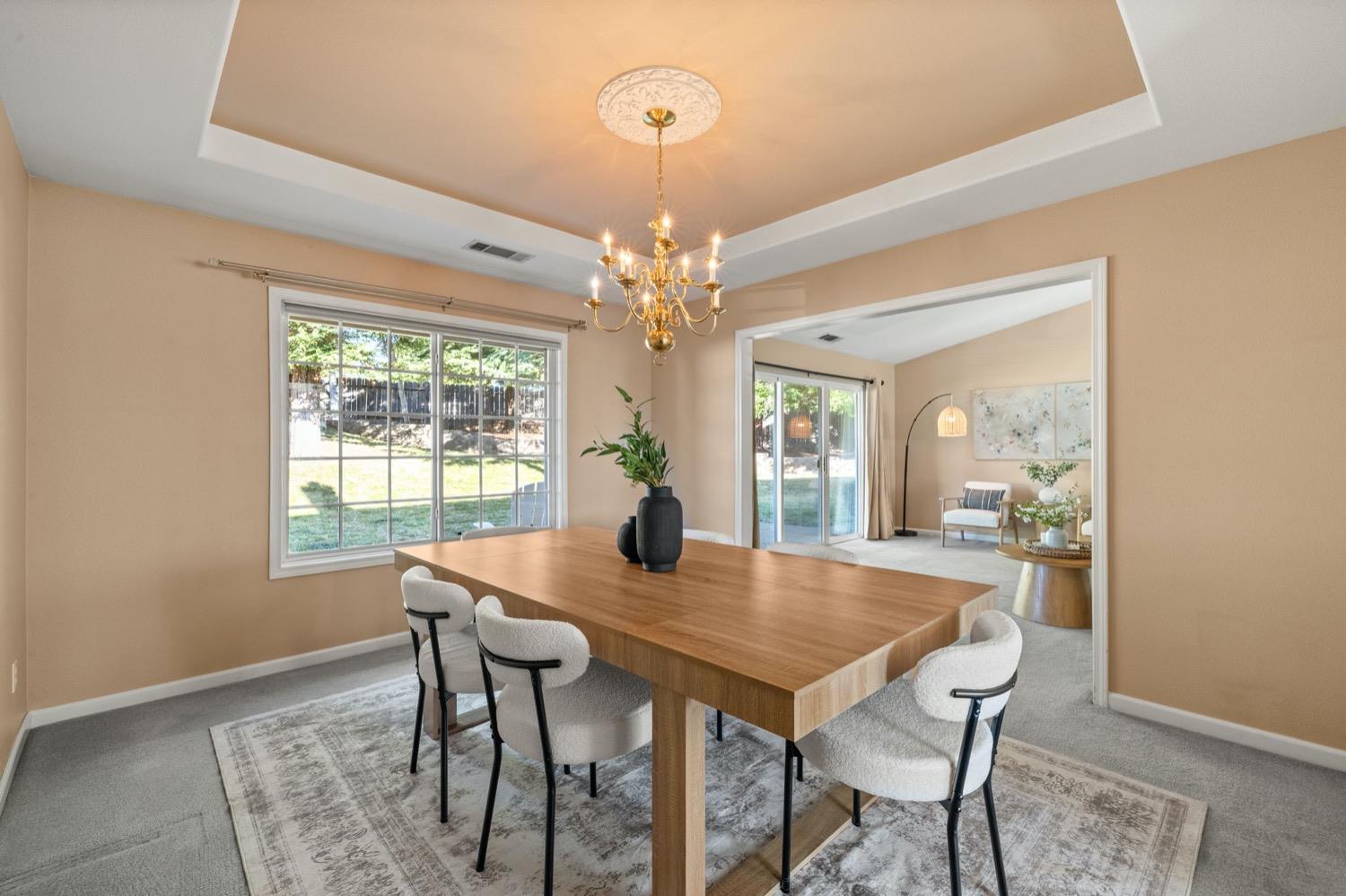 3287 Vista Del Mundo