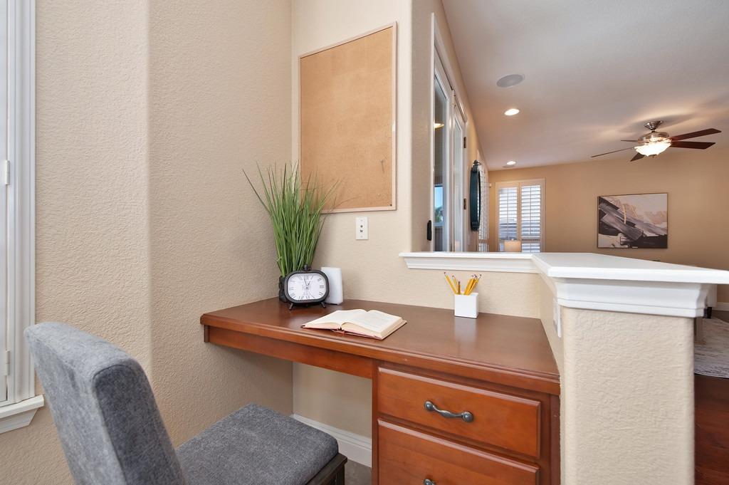 1548 Deer Hollow Way