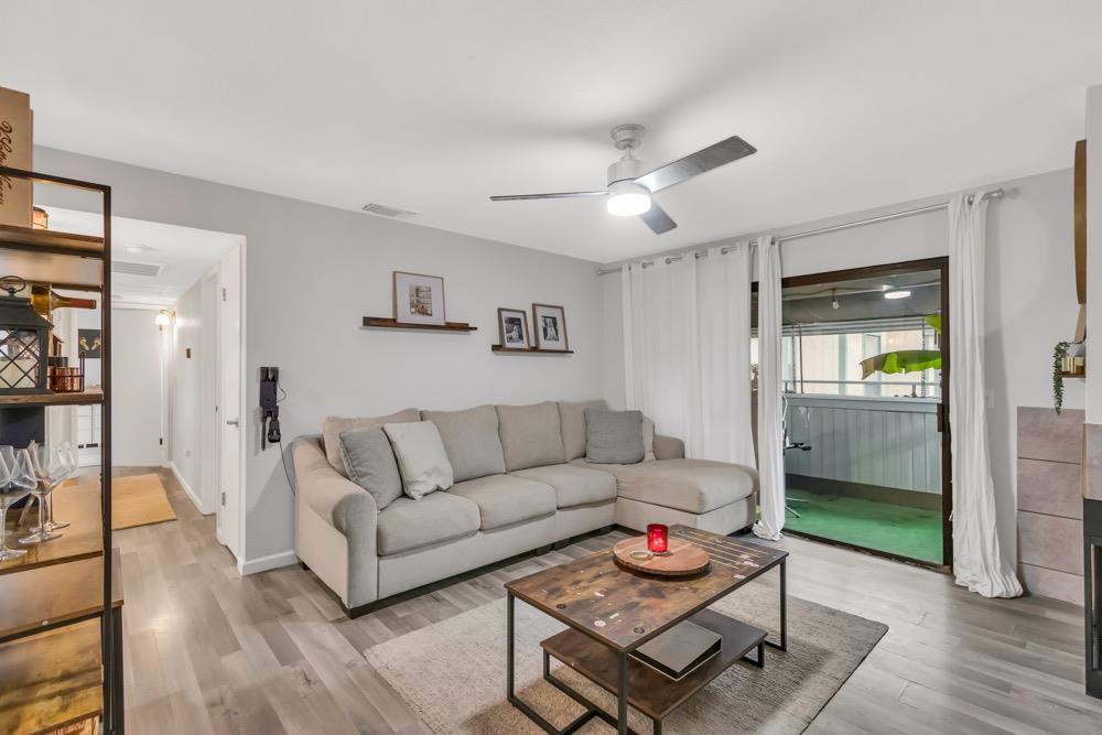 650 Del Verde Circle 8