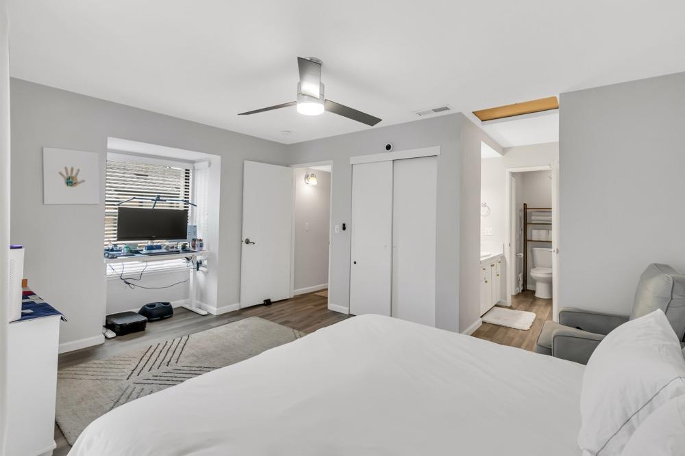 650 Del Verde Circle 8
