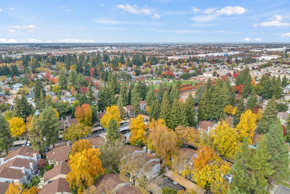650 Del Verde Circle 8