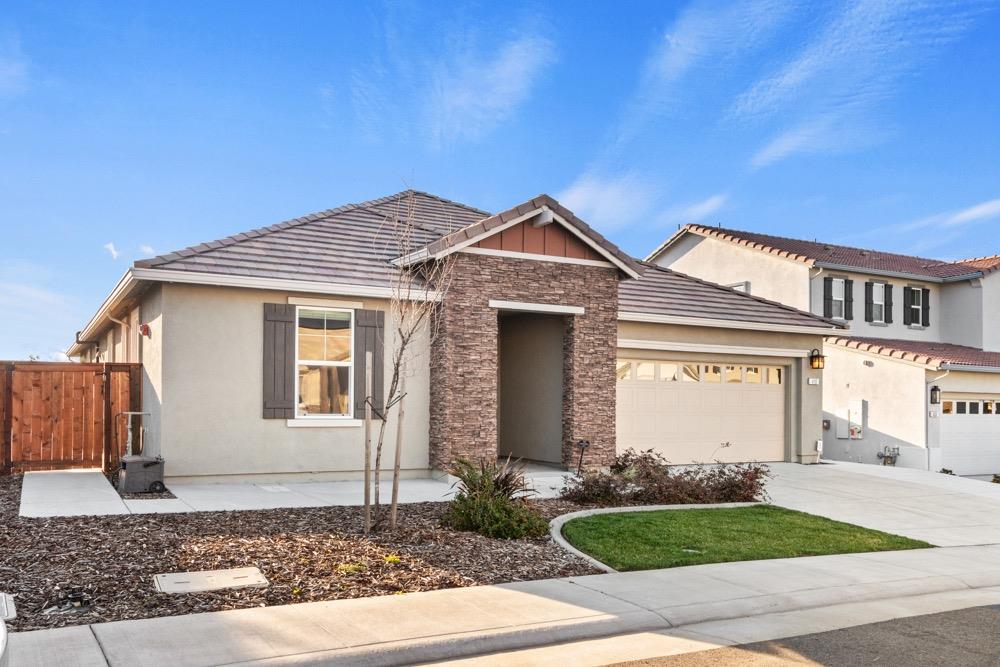 410 Confederation Court