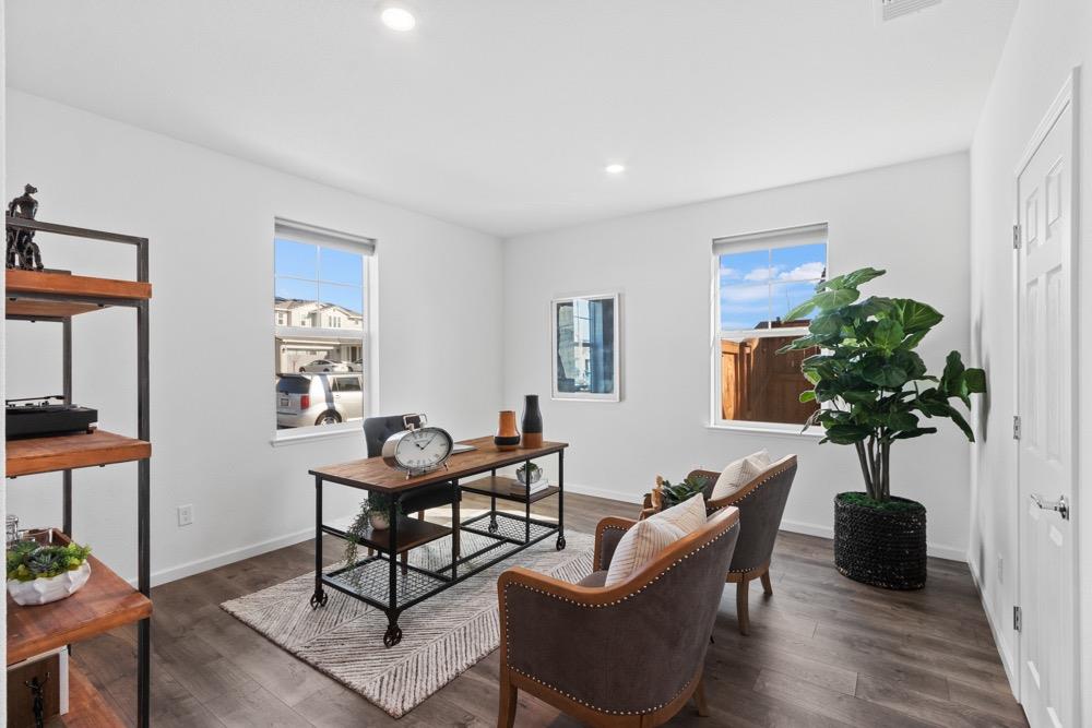 410 Confederation Court