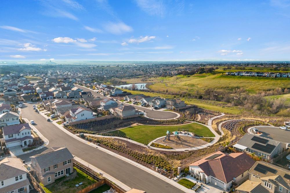 410 Confederation Court