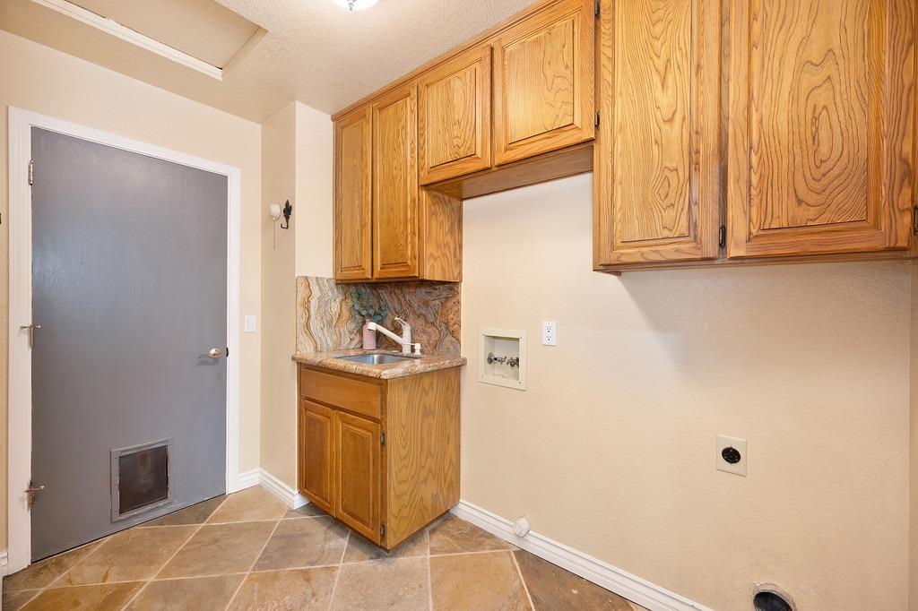 8101 E Hidden Lakes Drive