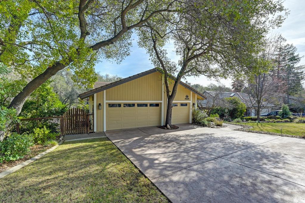 8101 E Hidden Lakes Drive