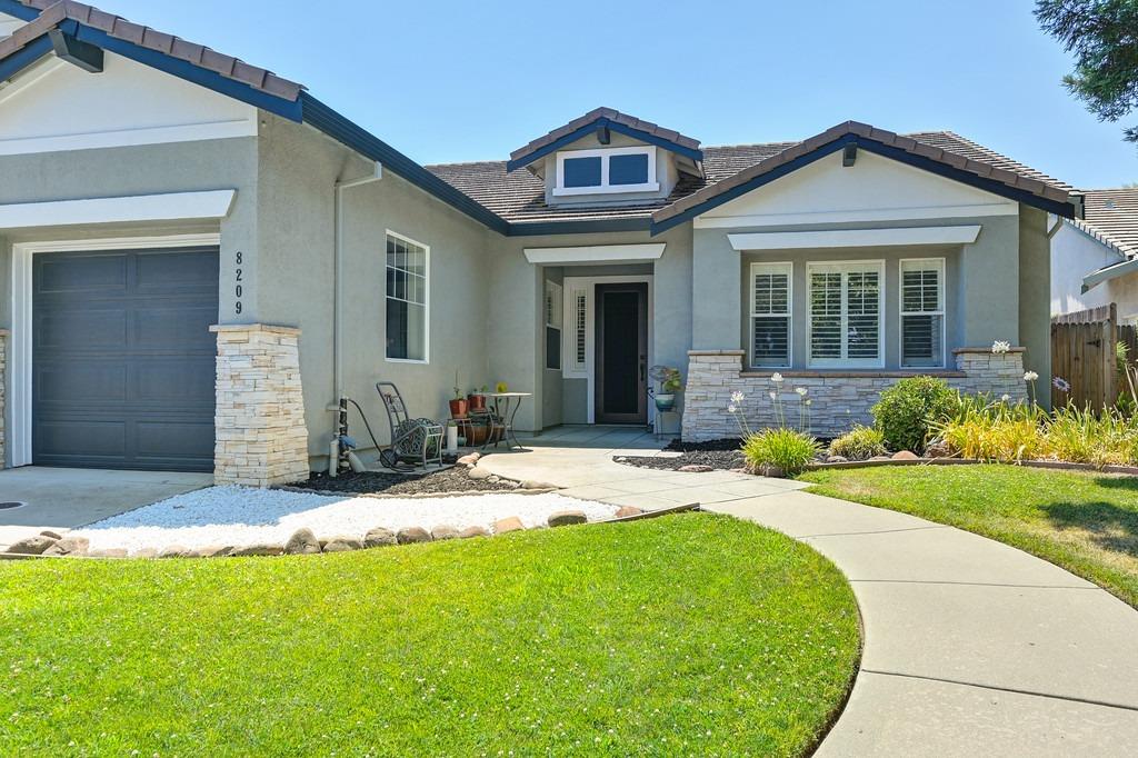 8209 Horncastle Avenue