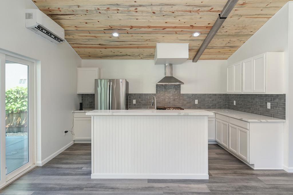 8209 Horncastle Avenue