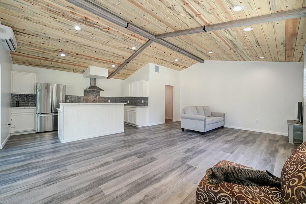 8209 Horncastle Avenue