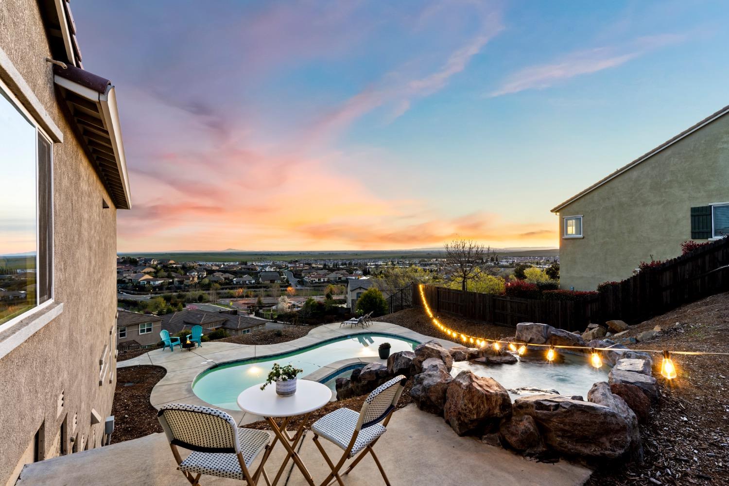 2650 Cobble Rock Way