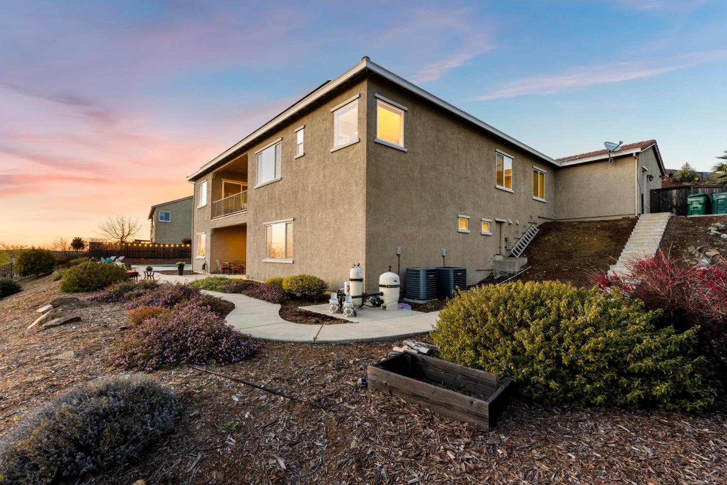 2650 Cobble Rock Way