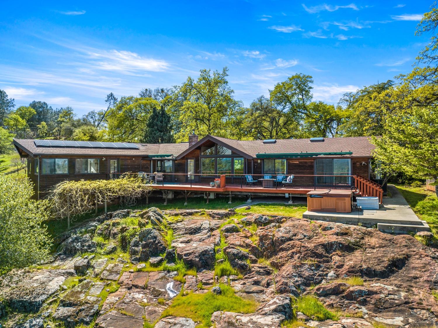 7649 Crystal Boulevard