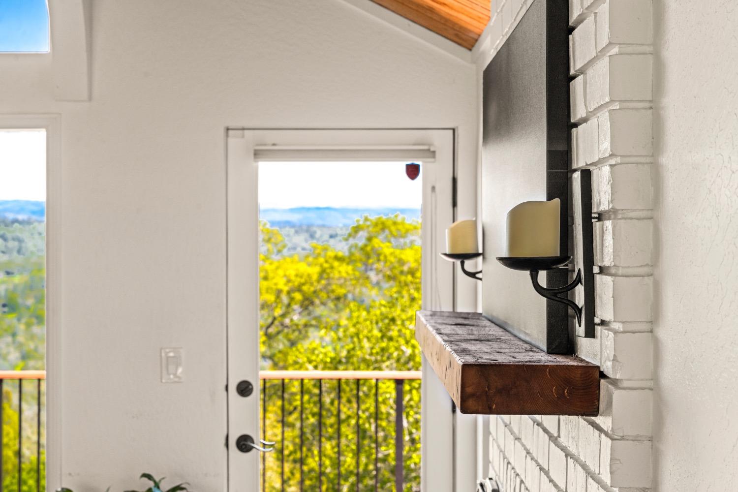 7649 Crystal Boulevard