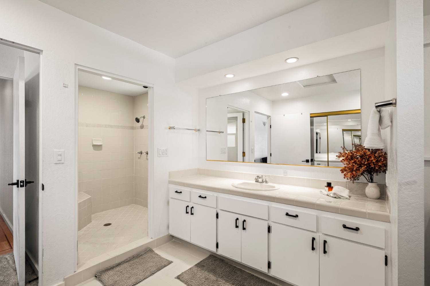 7649 Crystal Boulevard