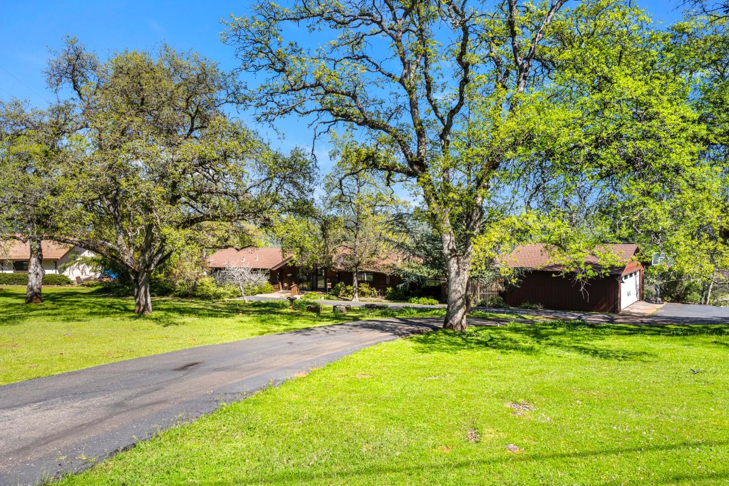 7649 Crystal Boulevard