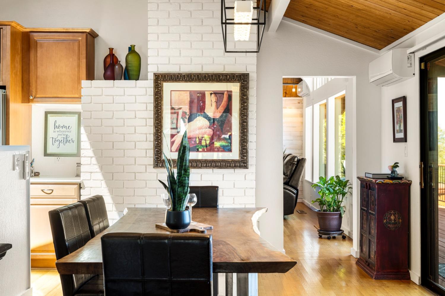 7649 Crystal Boulevard