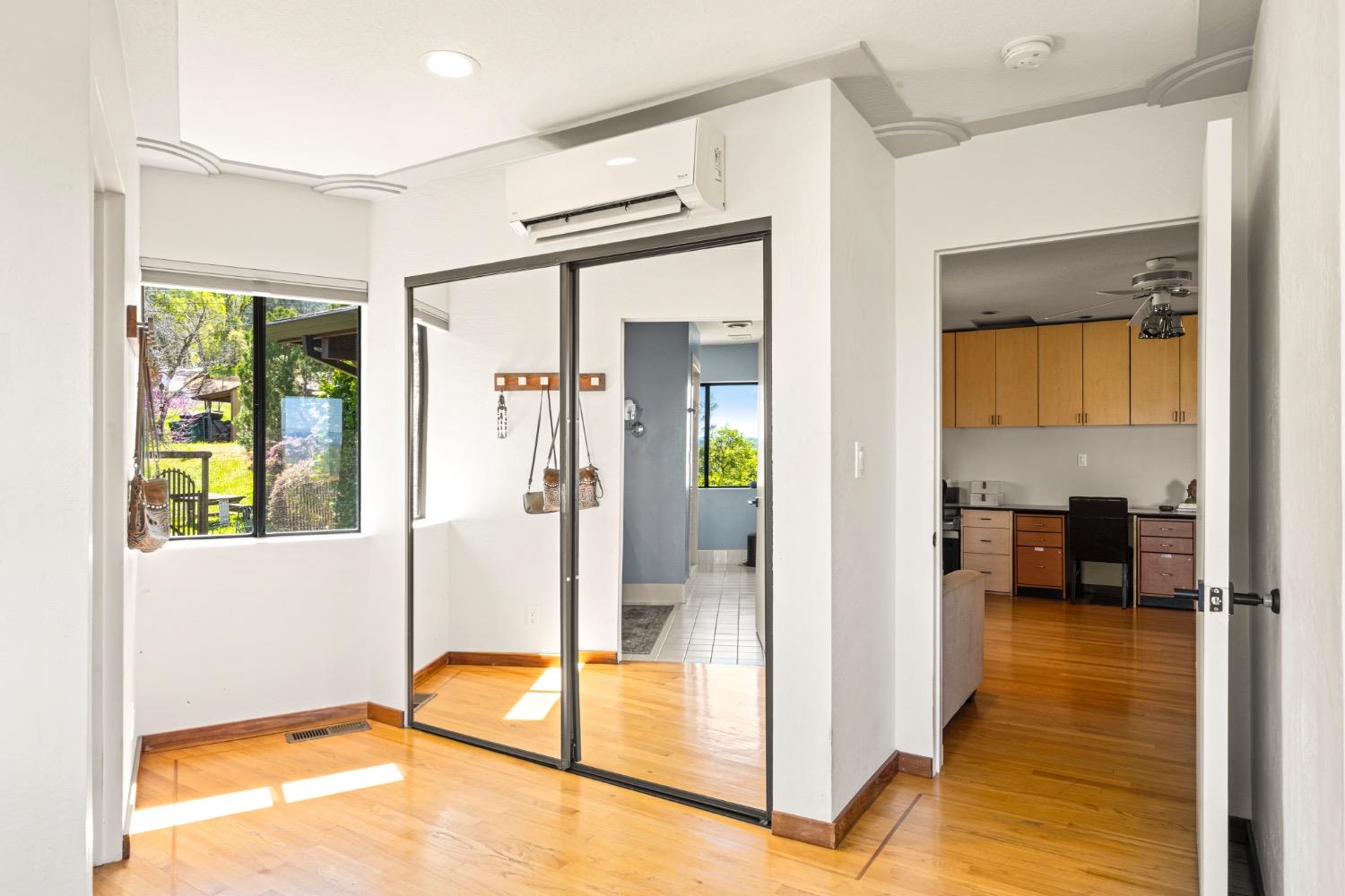 7649 Crystal Boulevard