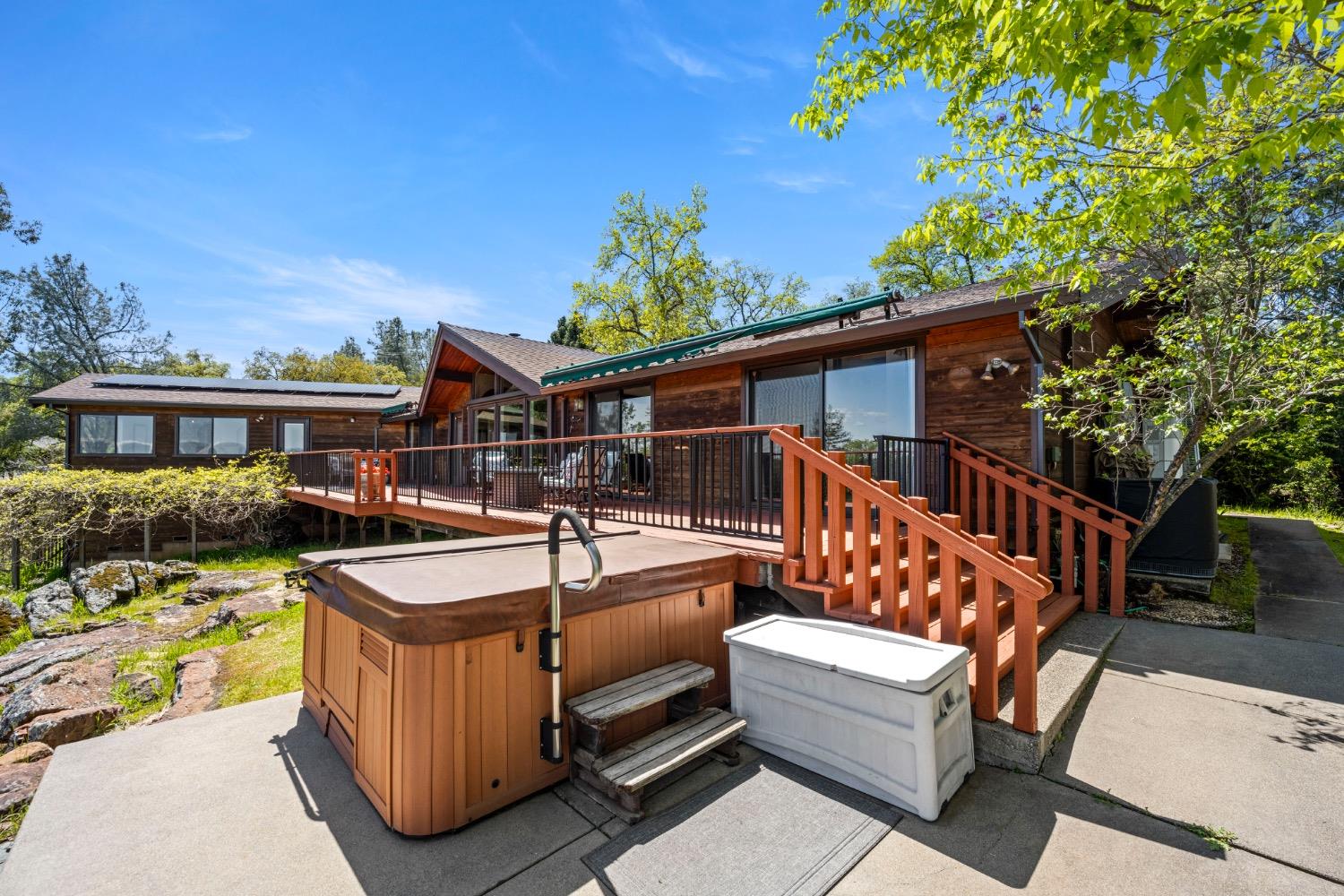 7649 Crystal Boulevard