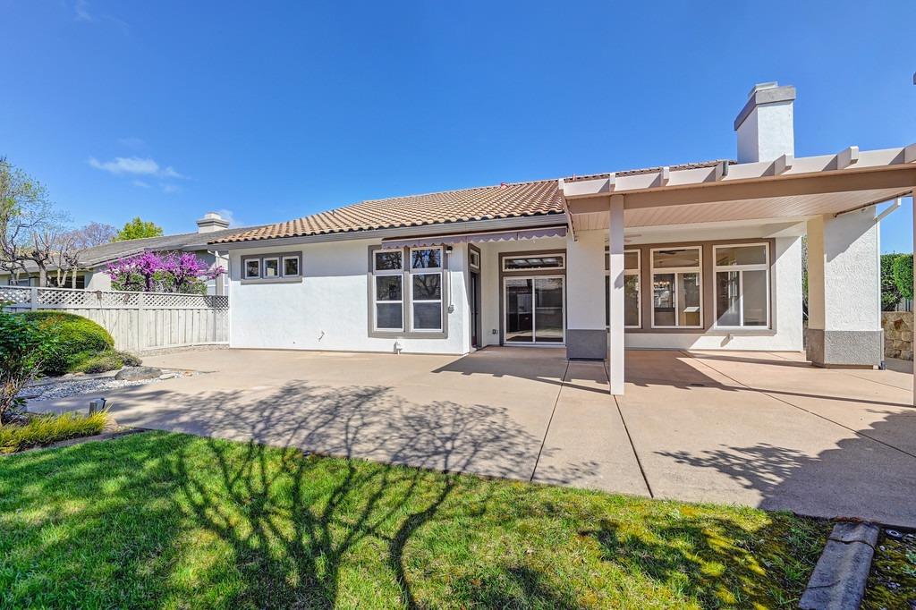 5117 Redbud Grove Lane