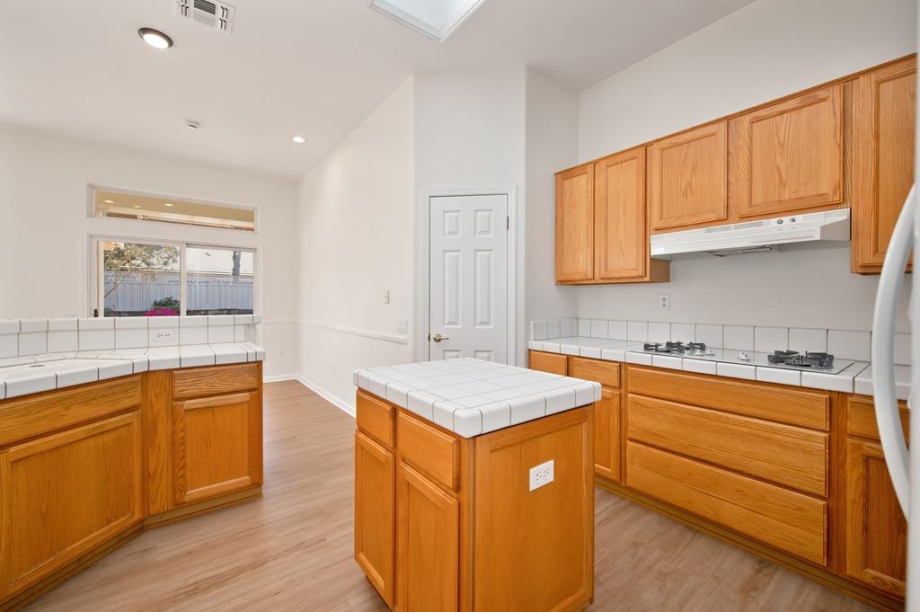 5117 Redbud Grove Lane