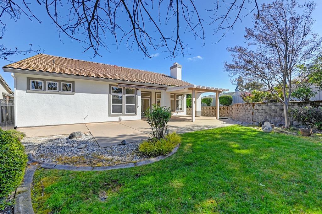 5117 Redbud Grove Lane