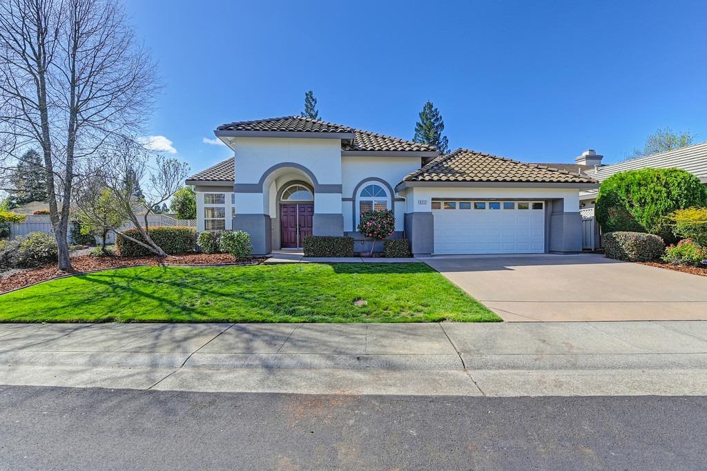 5117 Redbud Grove Lane