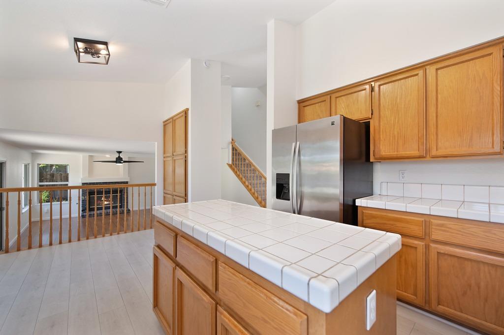 406 Las Cruces Court