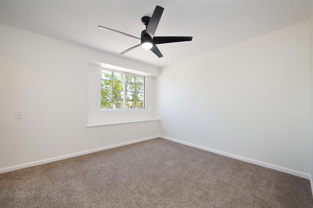 406 Las Cruces Court