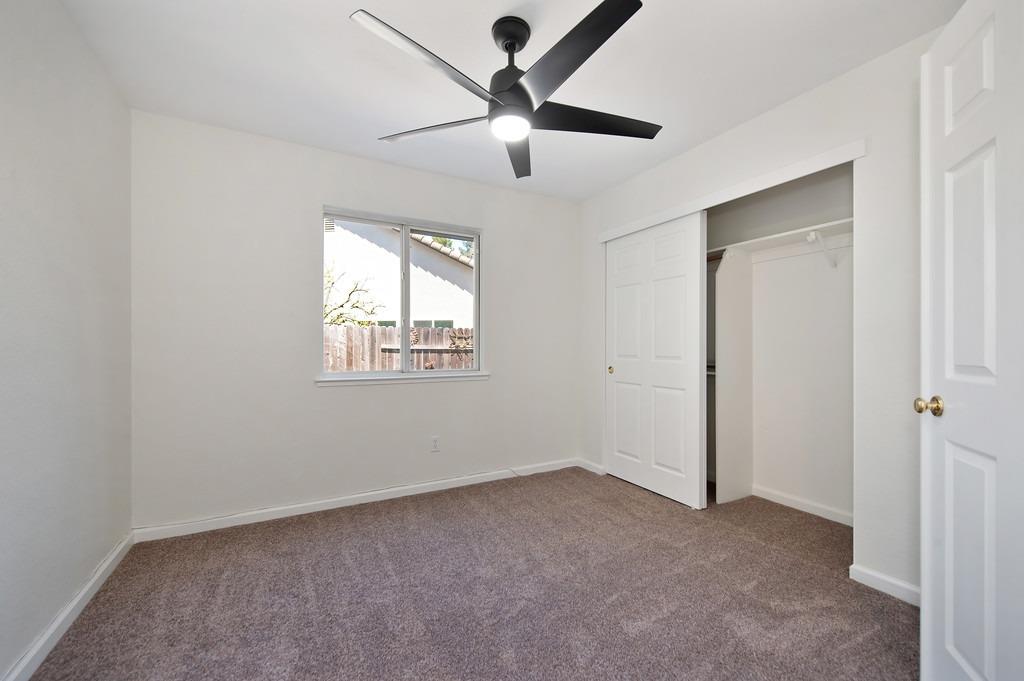 406 Las Cruces Court