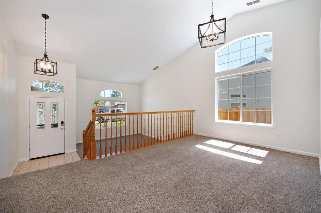 406 Las Cruces Court