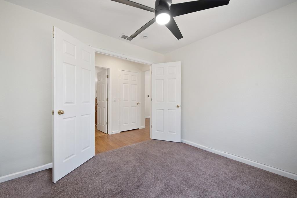 406 Las Cruces Court