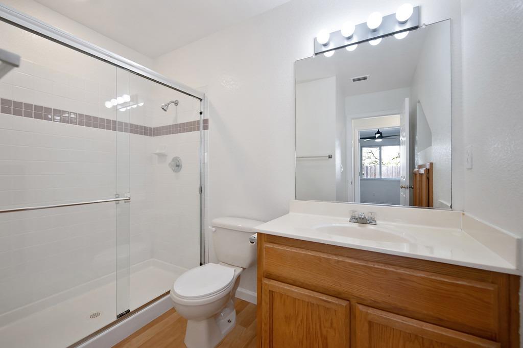 406 Las Cruces Court