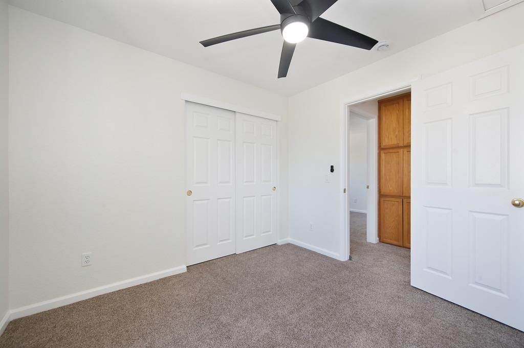 406 Las Cruces Court