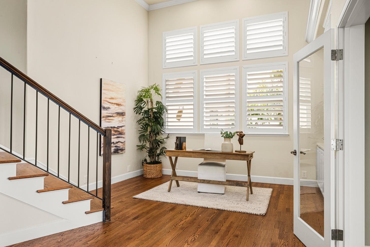 7772 Lakeshore Drive