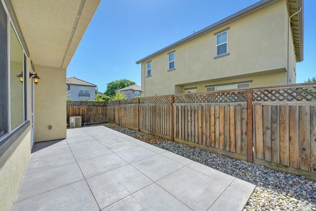 1114 Landmark Circle
